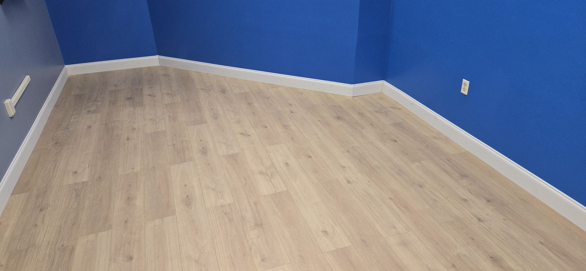 Laminate Floors (After)
